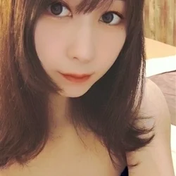 木崎えいみ