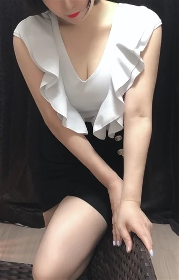 小嶋あゆみ