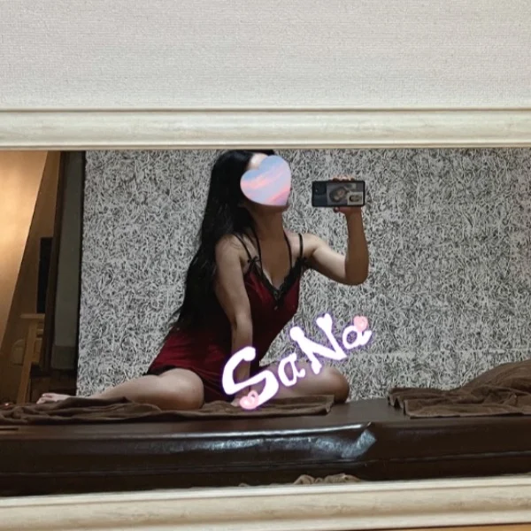 出勤しました〜💕3:00までいるよ✌🏻️🤍