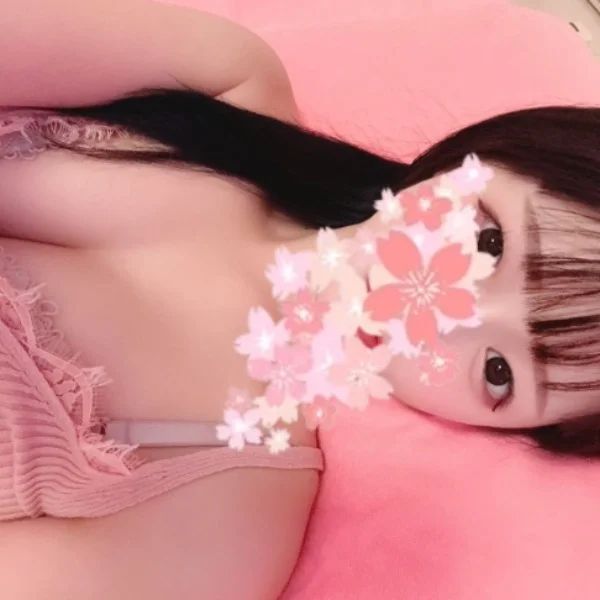 18時半-1時まで出勤してます🥺