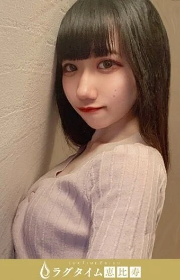 雪白りりか