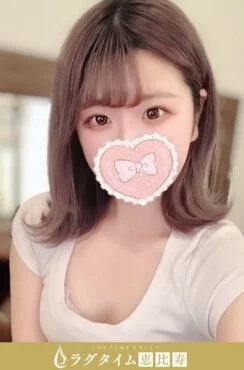 星奈ゆうな