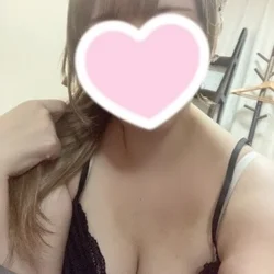 白咲りんさん出勤中！
