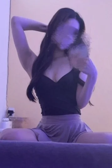 南りさ