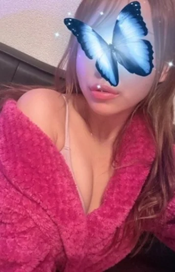 鈴音あいな
