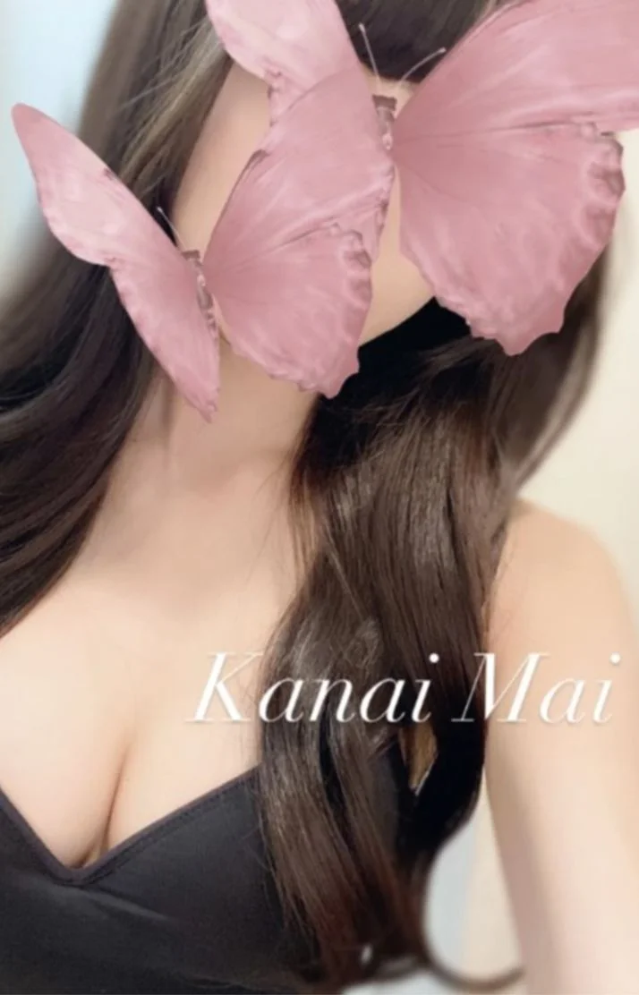 金井まい