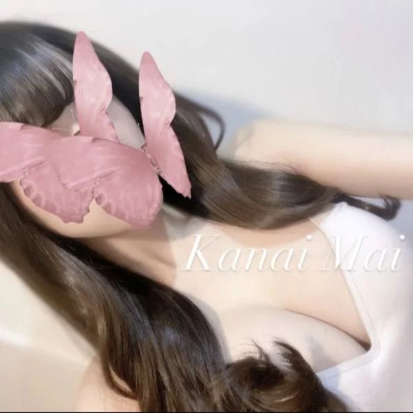 金井まい