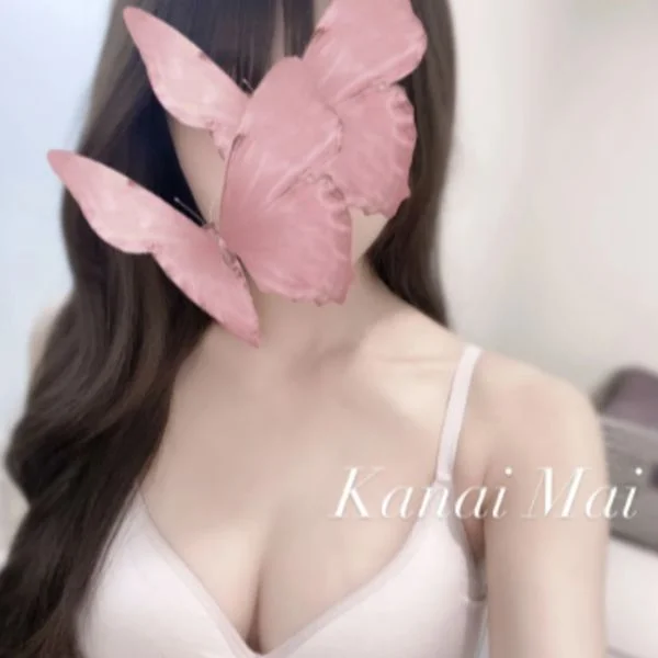 金井まい