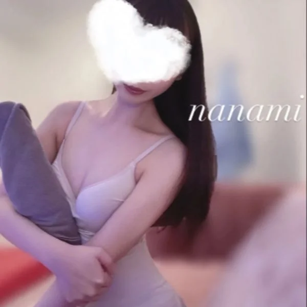 成瀬ななみ