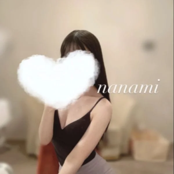 成瀬ななみ