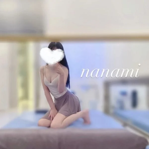 成瀬ななみ