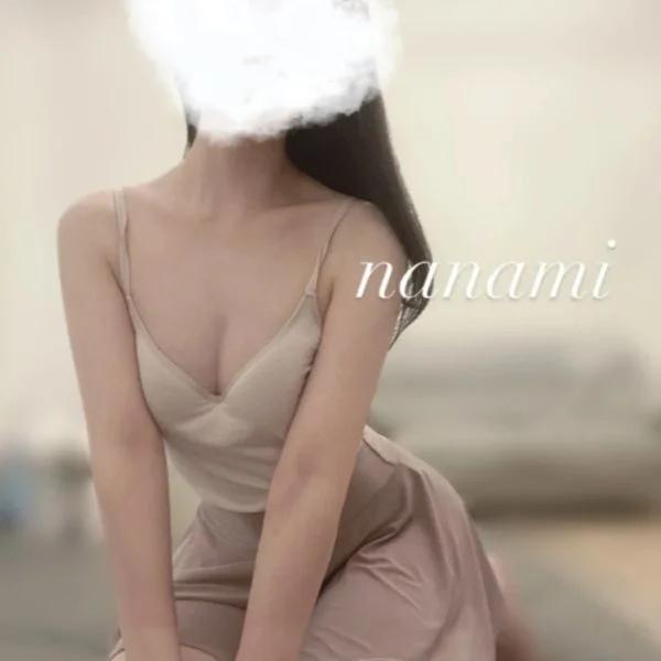 成瀬ななみ
