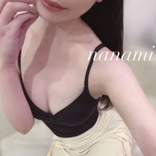 成瀬ななみ