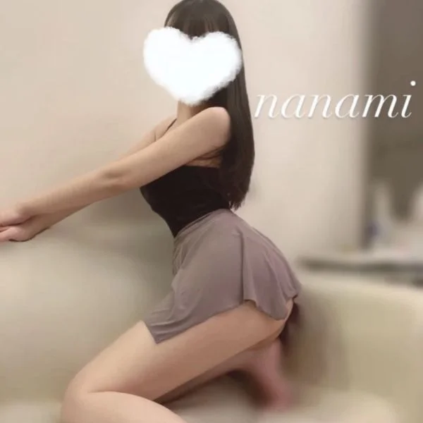 成瀬ななみ