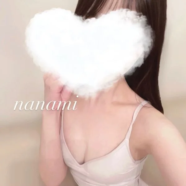 成瀬ななみ