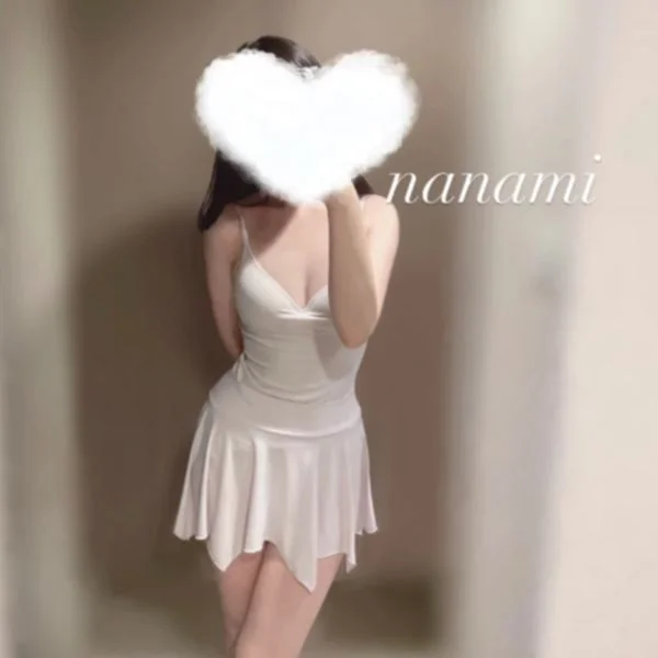 成瀬ななみ