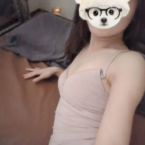 篠田ひなみ