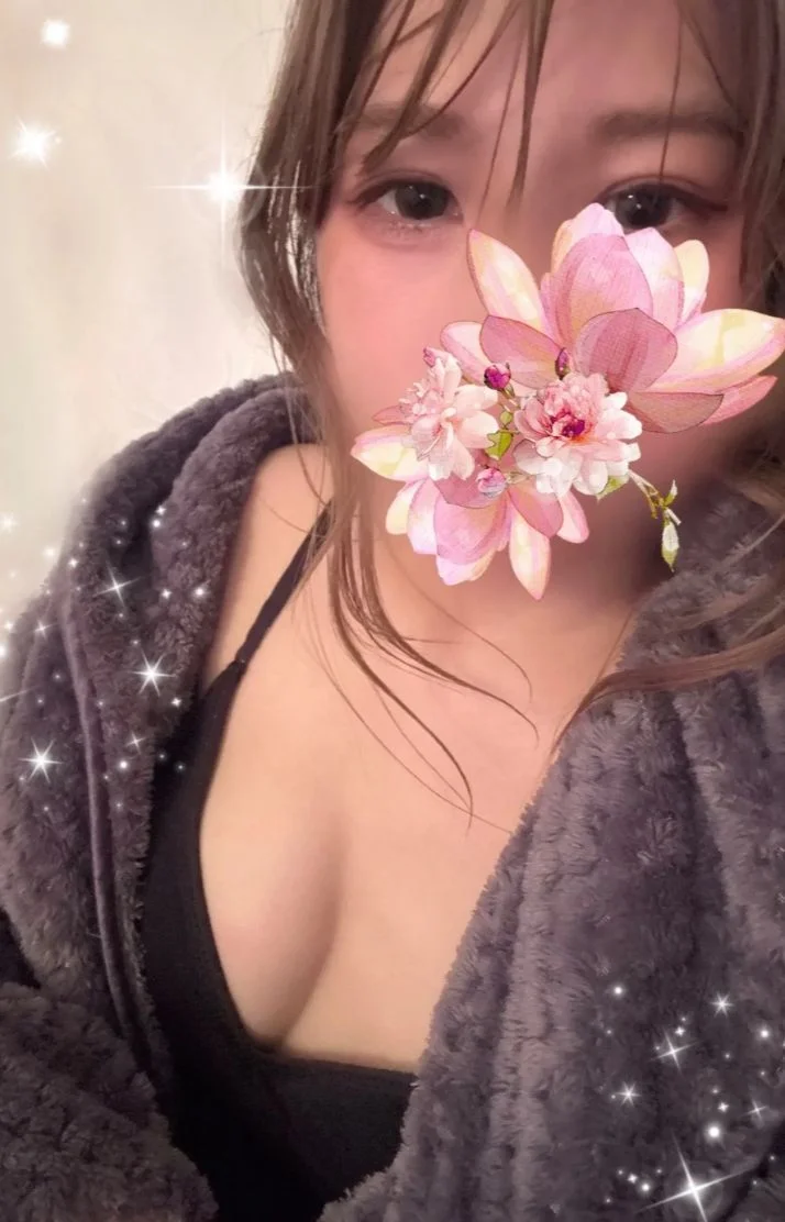 綾瀬みこと