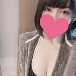 君島かなえ