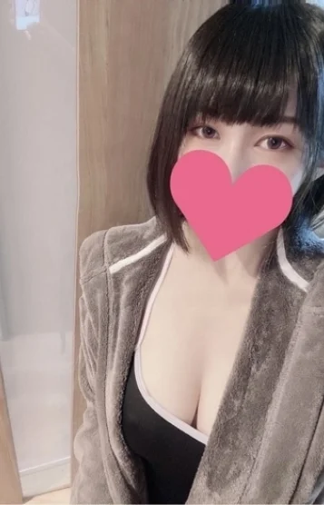 君島かなえ