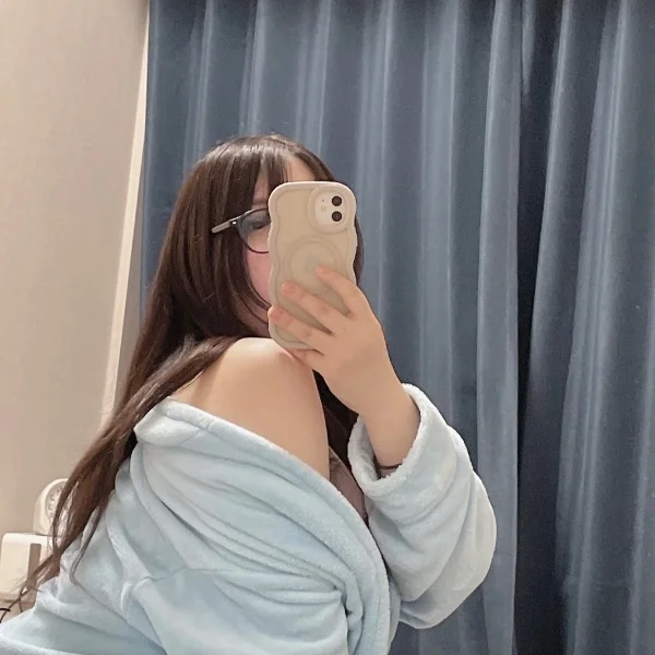 明日は🥰