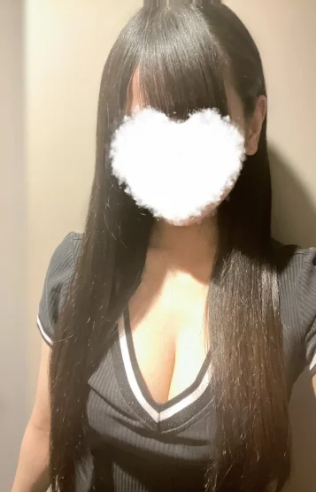 綾瀬ふゆ初桃