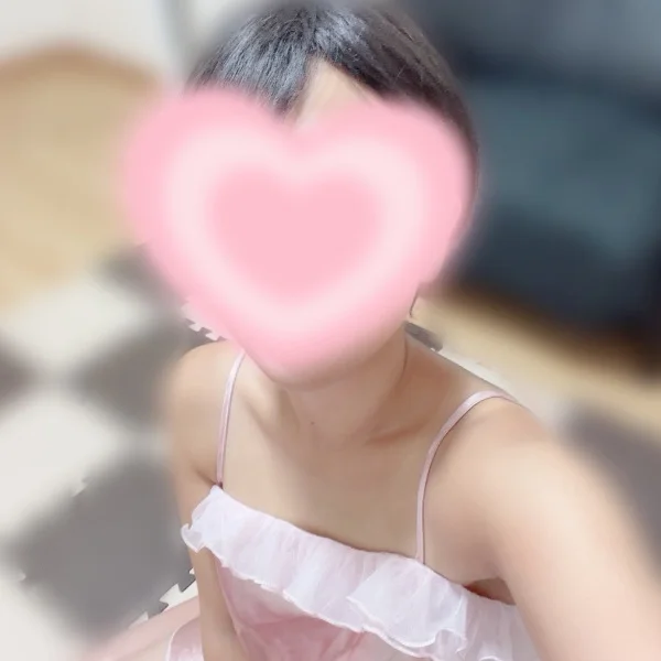 本日10-18時出勤してます💕