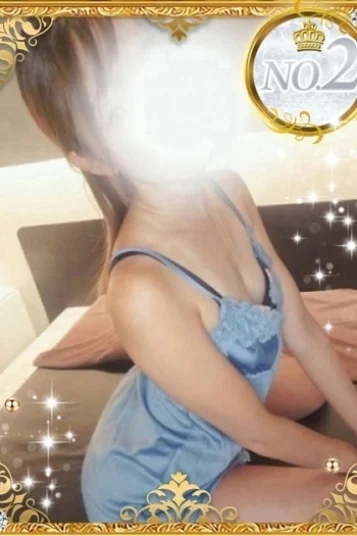 ゆりな