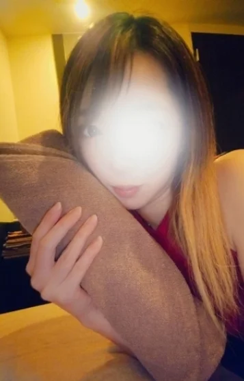 ゆりな