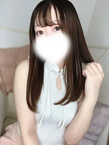 白花ゆい