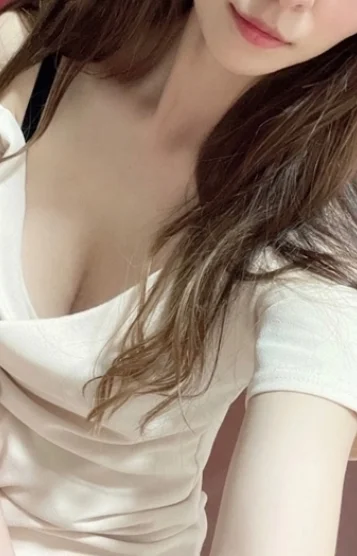 華咲　れみ