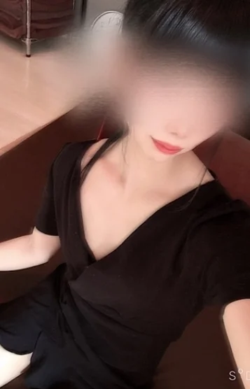 安達 みみ