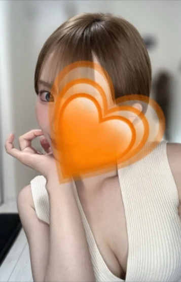 緋色ゆい