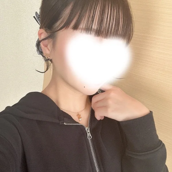 本日12時〜18時出勤です🥹