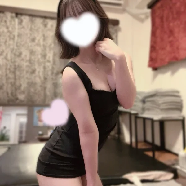 本日12時〜18時出勤します🥹
