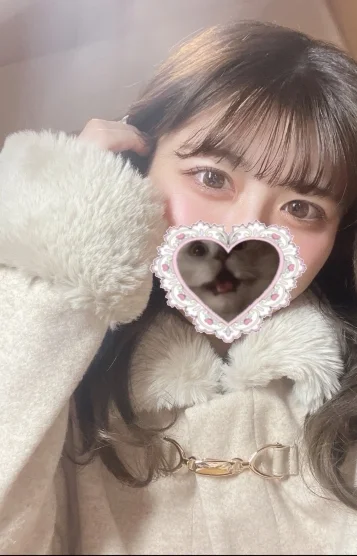 葉月　ひな