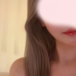 3. 静かな色気と品の良さ