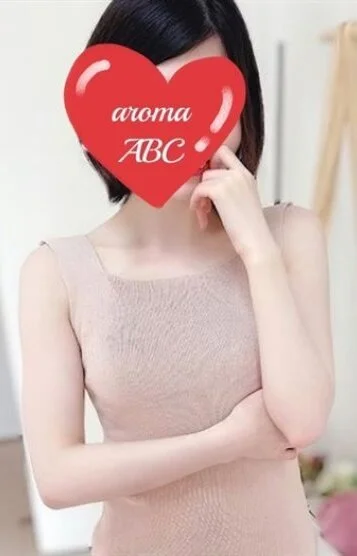 春川ひな