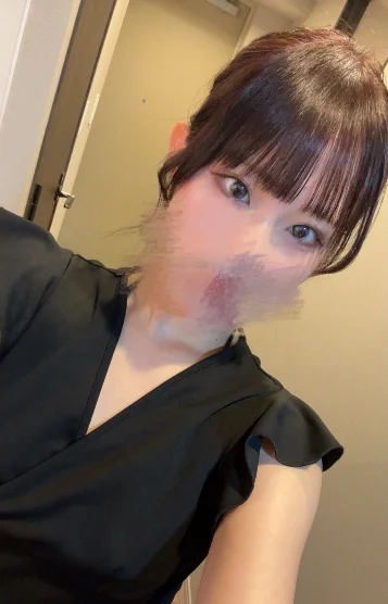 百合川ねね