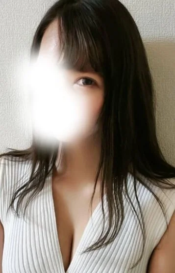 藤田 ひな
