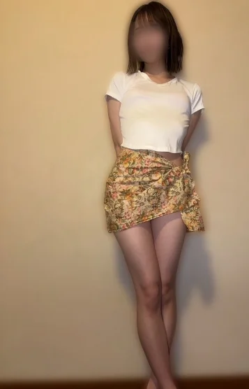一条あきな