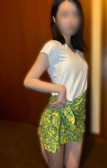 神咲らむ