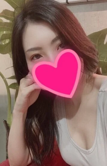 及川 ひとみ