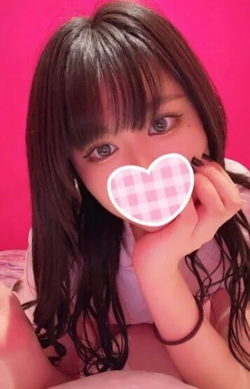 藤咲ひなの