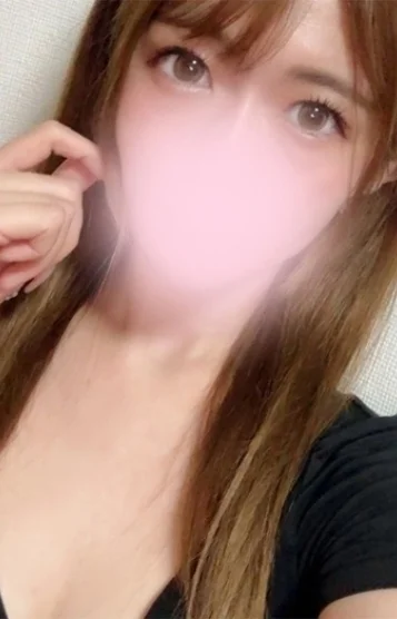 白咲みやび