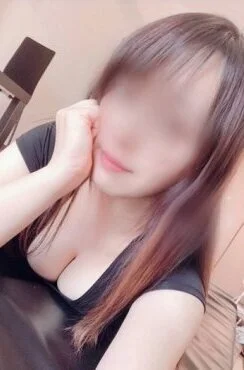 葉月あかね