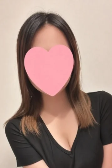 秋本 かなえ