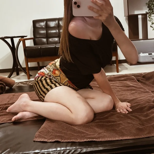 本日12時からいてます♥️