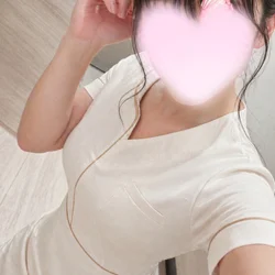 音無 ひな