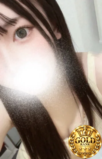 小鳥遊　ひな